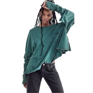 We The Free People Small Kick Flip Tee Green
Long Sleeve Women's Top Shirt